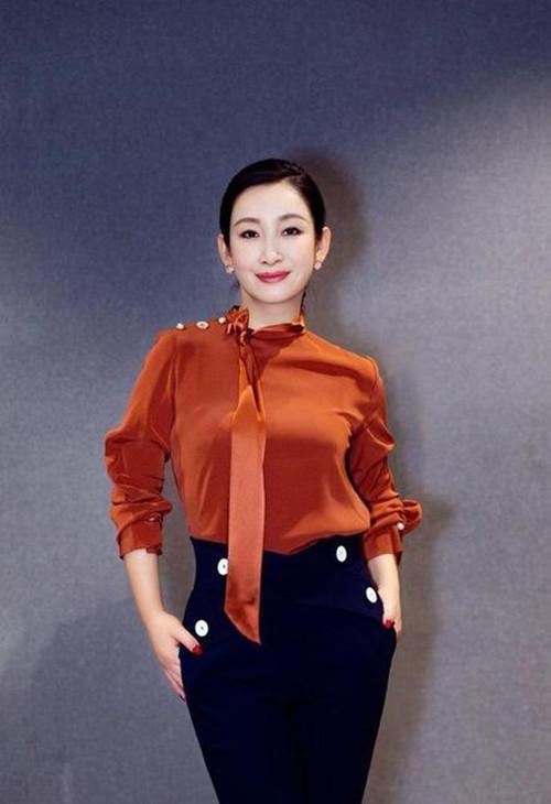 秦海璐多大