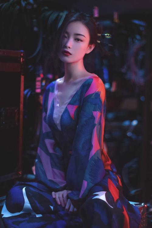 倪妮会乐器嘛