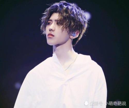 蔡徐坤什么星座属什么
