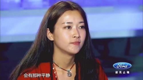 央吉玛和张靓颖谁厉害