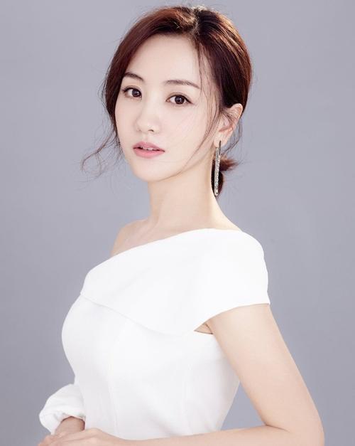 杨蓉属于几线演员，为什么总是不怎么红