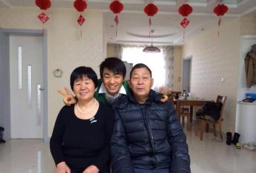 王宝强父亲