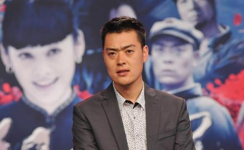 打击张桐的导演是谁