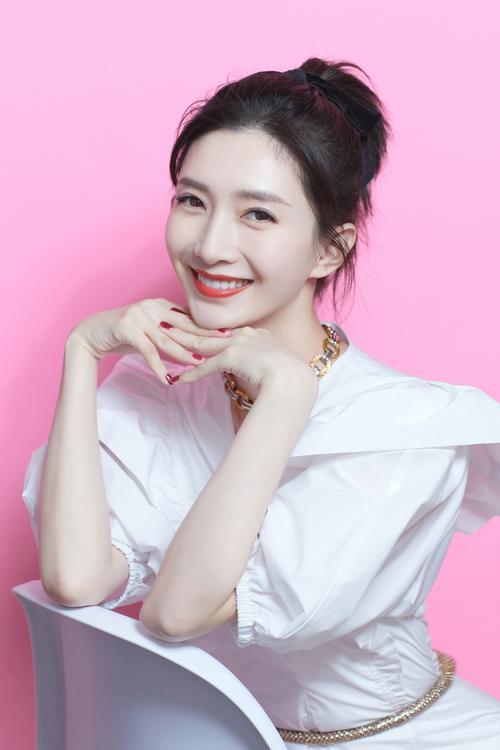 江疏影来自上海哪里的