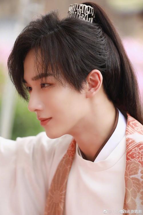 李宏毅多少岁