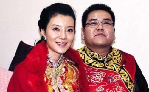 车晓的爸爸为什么叫车晓彤