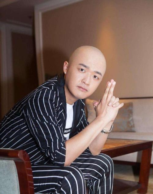 包贝尔怎么红的