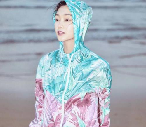 诸葛钢铁是宋轶吗