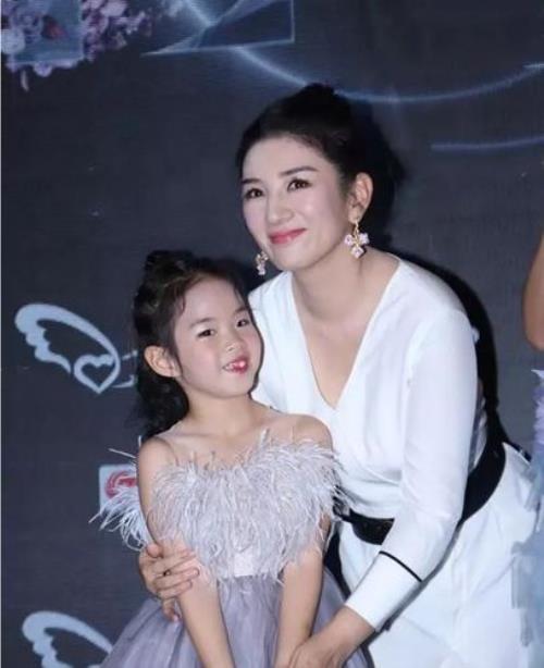 黄奕有儿子吗