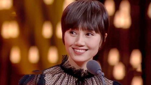 袁泉多少岁生孩子