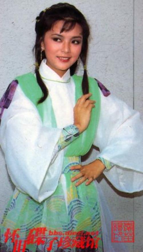 梦萝扮演者