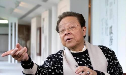 董骠的一部影片，他是个厨师，移民去加拿大