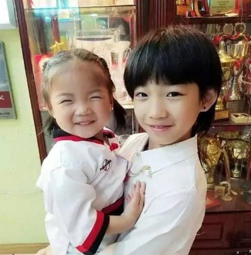 龙拳小子林秋楠弟弟