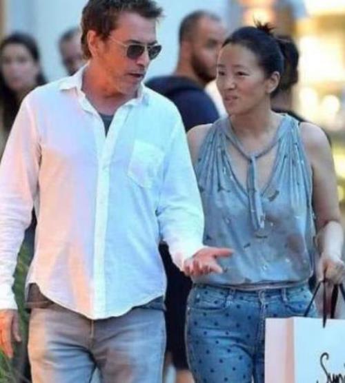 52岁巩俐有几段婚姻