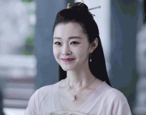 为什么宋轶和李沁长得好像