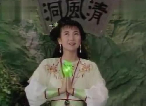 新白娘子传倚的小青喜欢谁