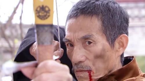 弓在弦上什么意思