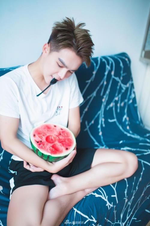 王浩夏天的小说叫什么名字