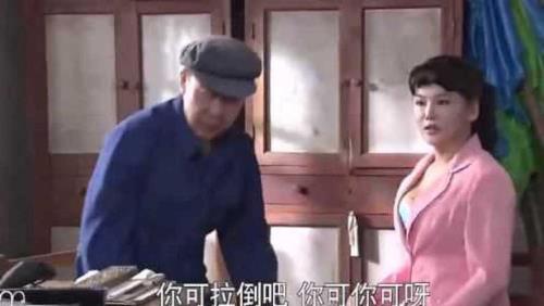 樱桃红之袖珍妈妈里面的秀波是谁扮演的！谢谢