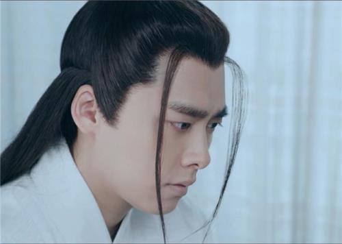 青云志中，九仪鼎传给了张小凡什么武功