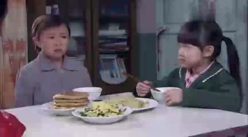 樱桃红之袖珍妈妈中的唐娇娇是谁演