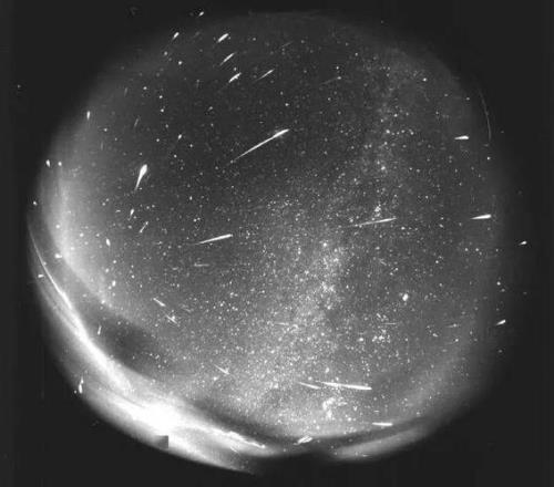 星汉灿烂夜观天象 元善见确实没有什么