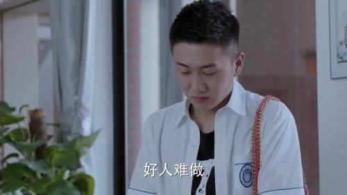 江天昊父母扮演者
