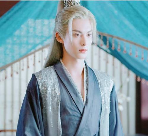王鹤棣如何接下苍兰诀