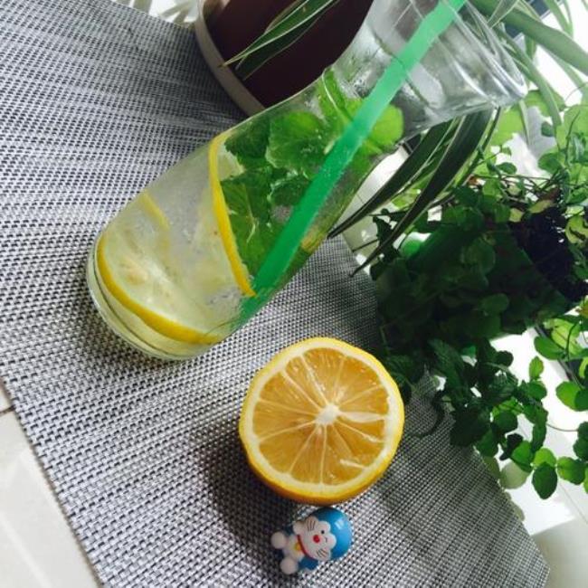 鸡蛋苏打水的做法
