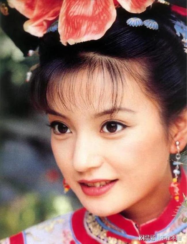 小燕子是谁