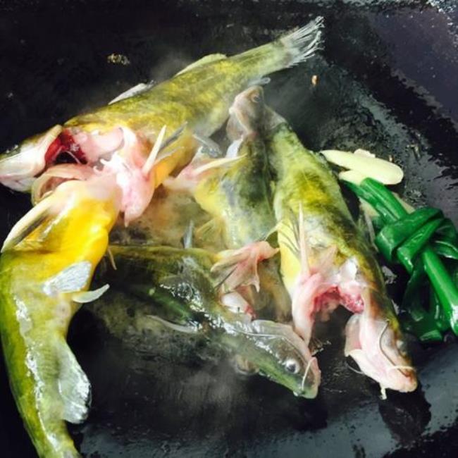 西江骨鱼的做法