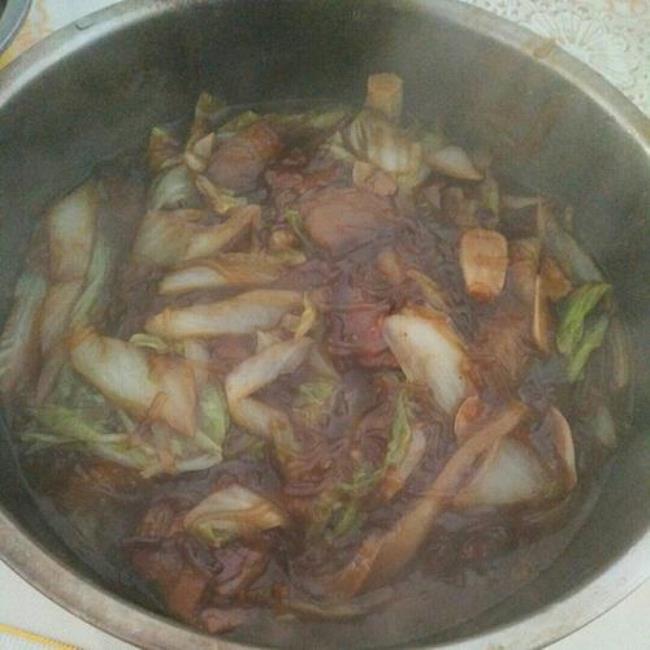 黄家烤肉炖白菜怎么做