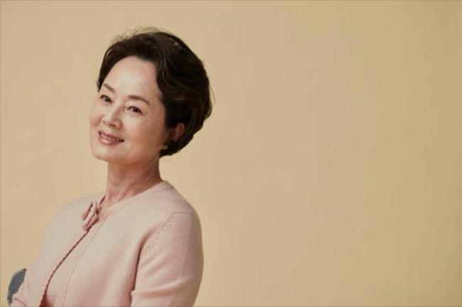金泰贤的现任妻子