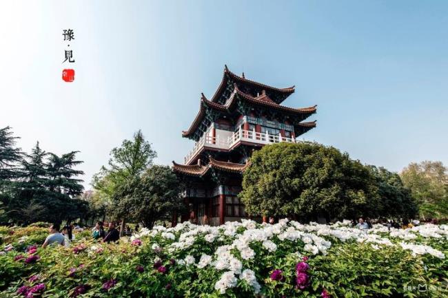 洛阳王城公园一共几个门
