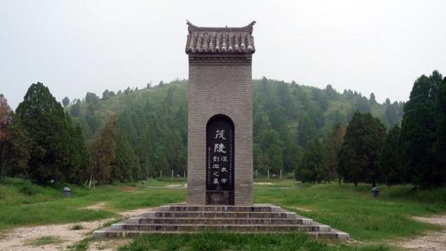 霸陵是谁的陵寝