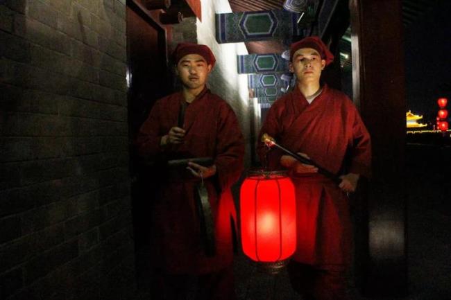 吹灭寒灯夜继长全诗