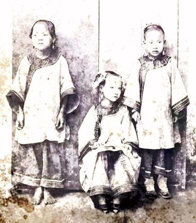 古代丫鬟缠足吗