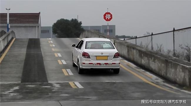 b2尖头车科目二考试全过程讲解