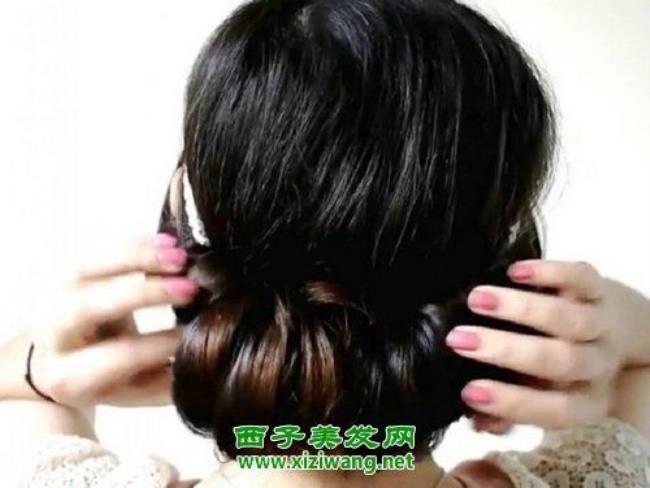 头发少怎么盘发好看