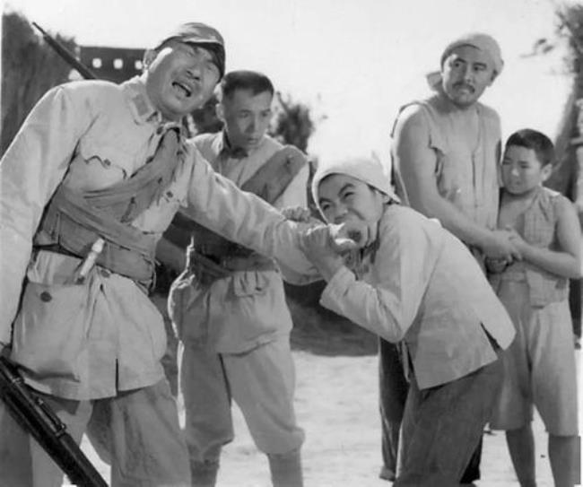 最早小兵张嘎谁演员
