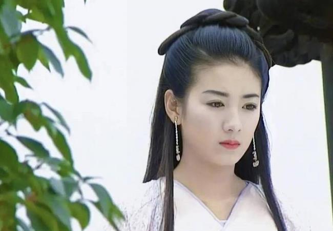 新女驸马黄奕和谁在一起