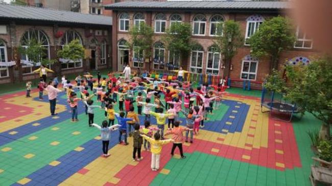 幼儿园大班做早操文案怎么写