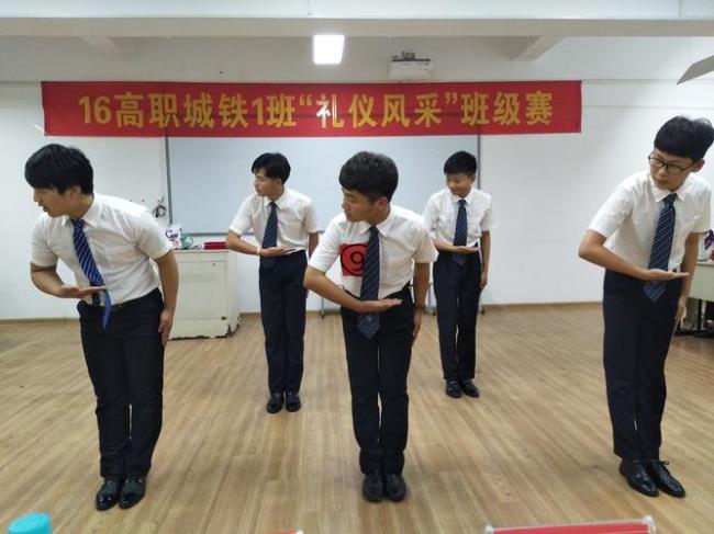 适合礼仪展演的欢快纯音乐