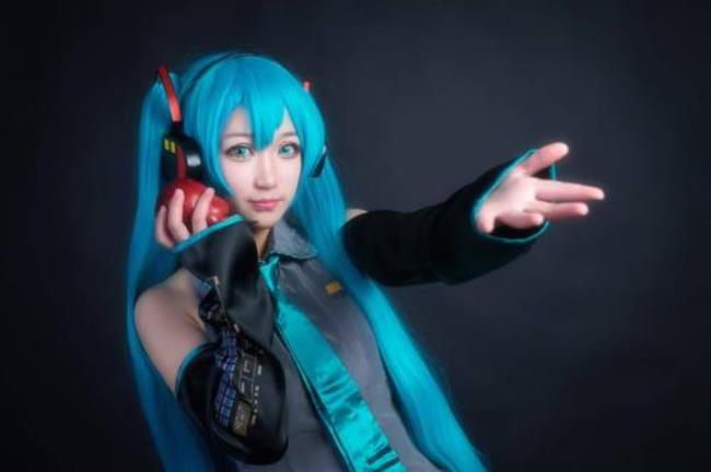初音未来真人是谁唱的