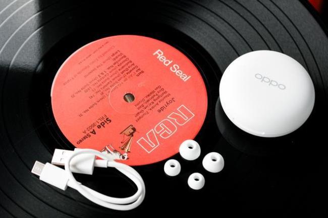 oppoencow31lite右耳机没声音