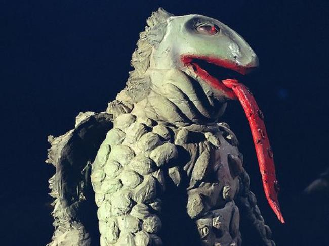 超兽和圆盘生物谁强