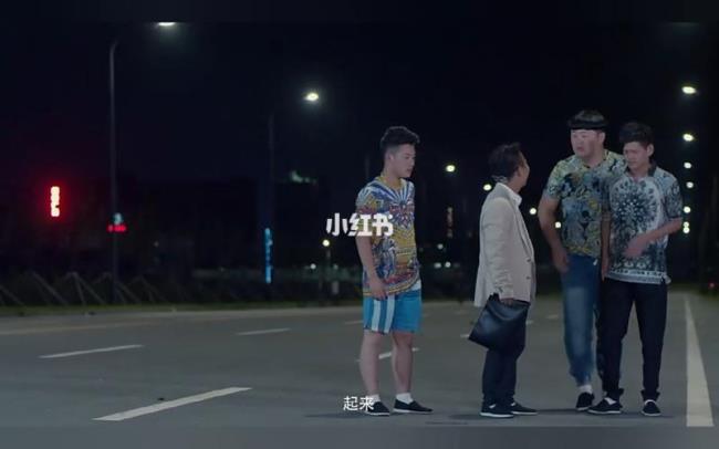 蓝百万妹妹扮演者