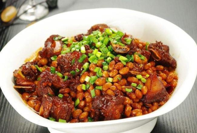 三德子红烧肉炖黄豆做法