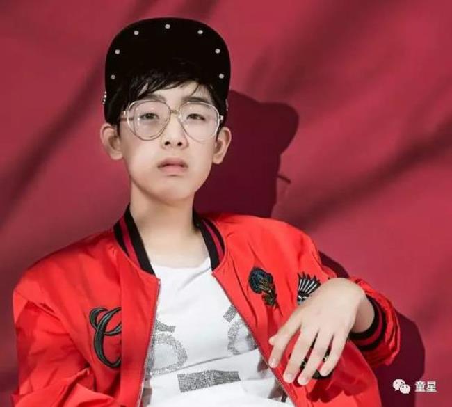 11月25出生的童星名人