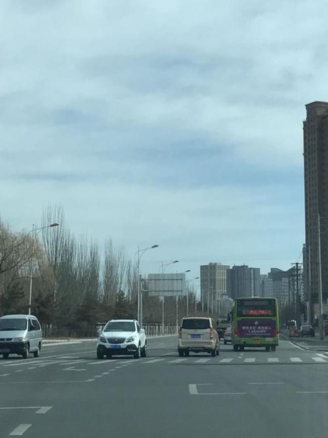 包头市滨河区有多少人口